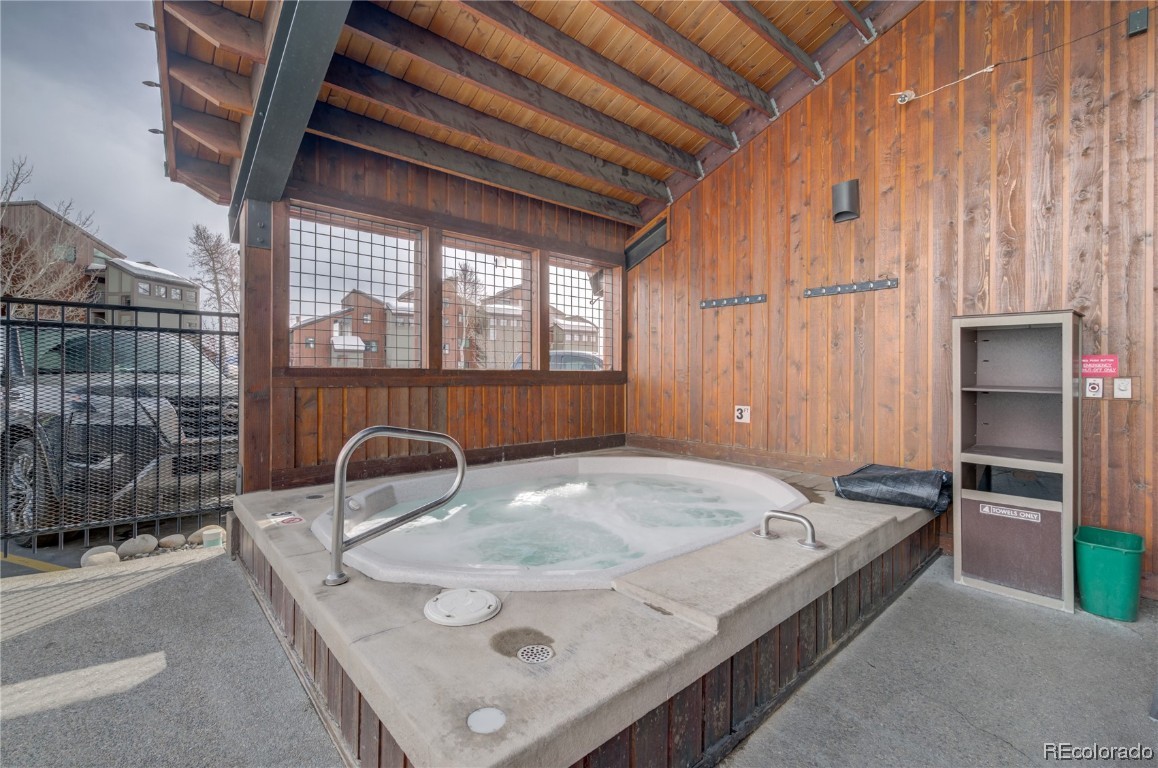 2160 Mount Werner CIRCLE 3306