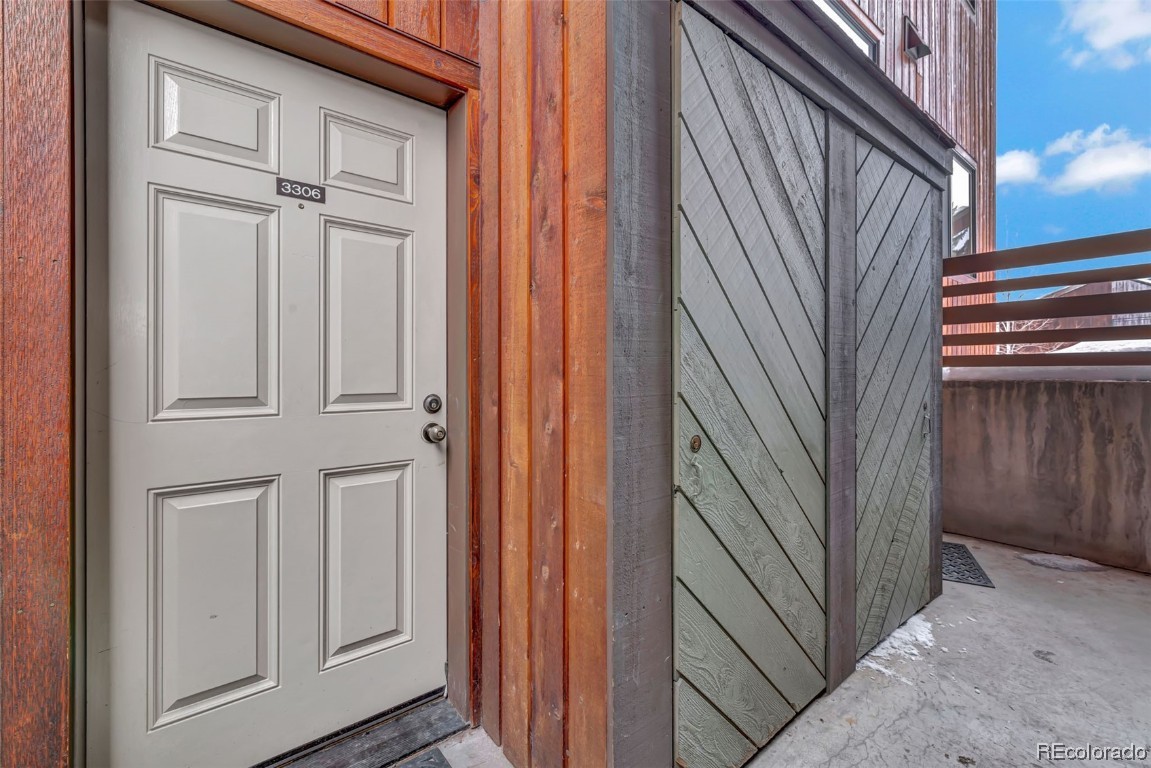 2160 Mount Werner CIRCLE 3306