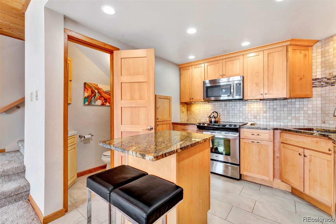 2160 Mount Werner CIRCLE 3306