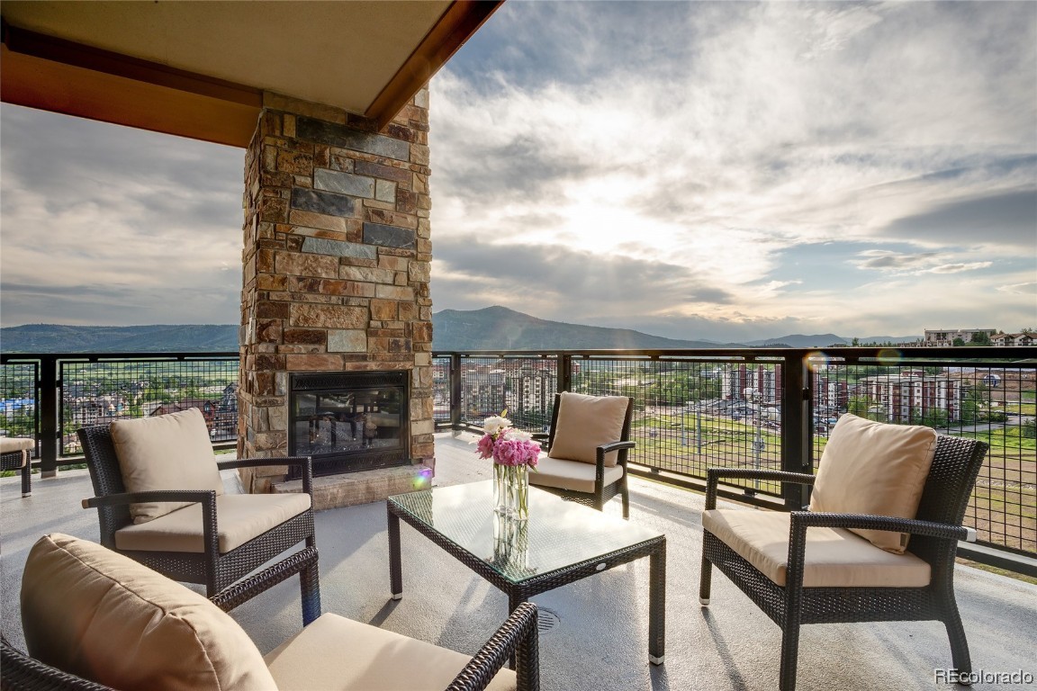 2410 Ski Trail LANE 2301 & 2302