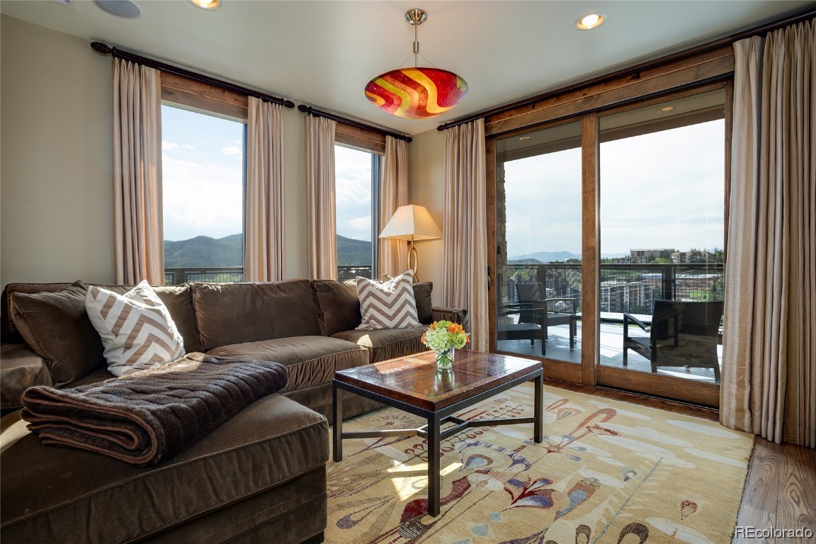 2410 Ski Trail LANE 2301 & 2302