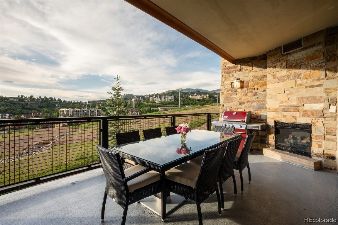 2410 Ski Trail LANE 2301 & 2302