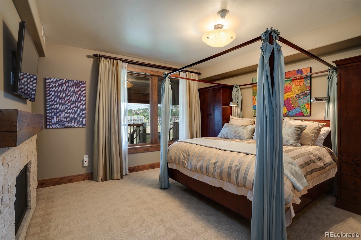 2410 Ski Trail LANE 2301 & 2302
