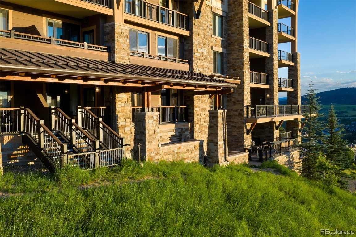 2410 Ski Trail LANE 2301 & 2302