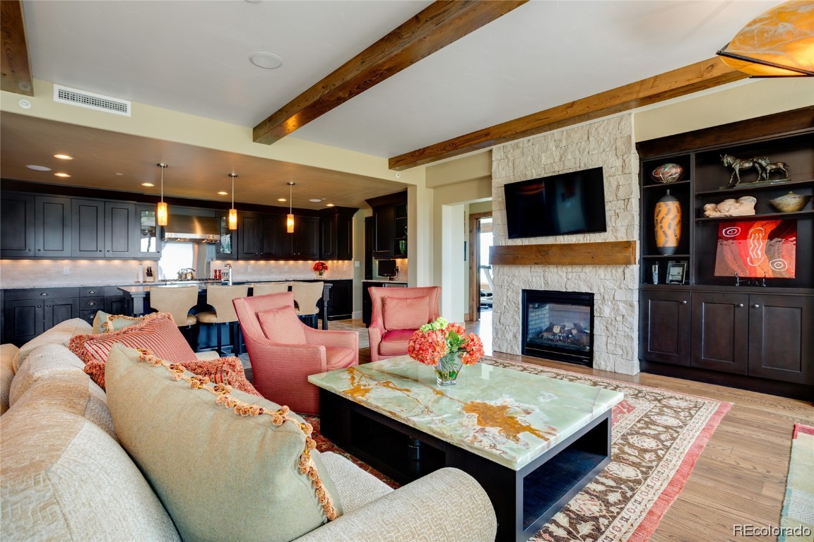 2410 Ski Trail LANE 2301 & 2302