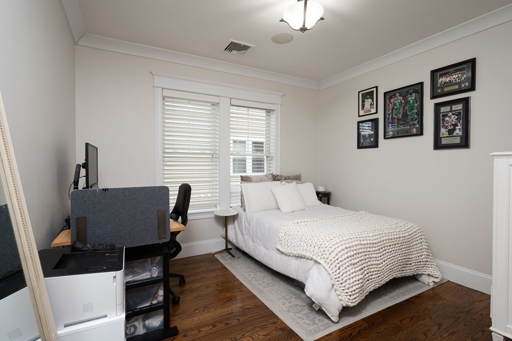 39 Coffey St # 4