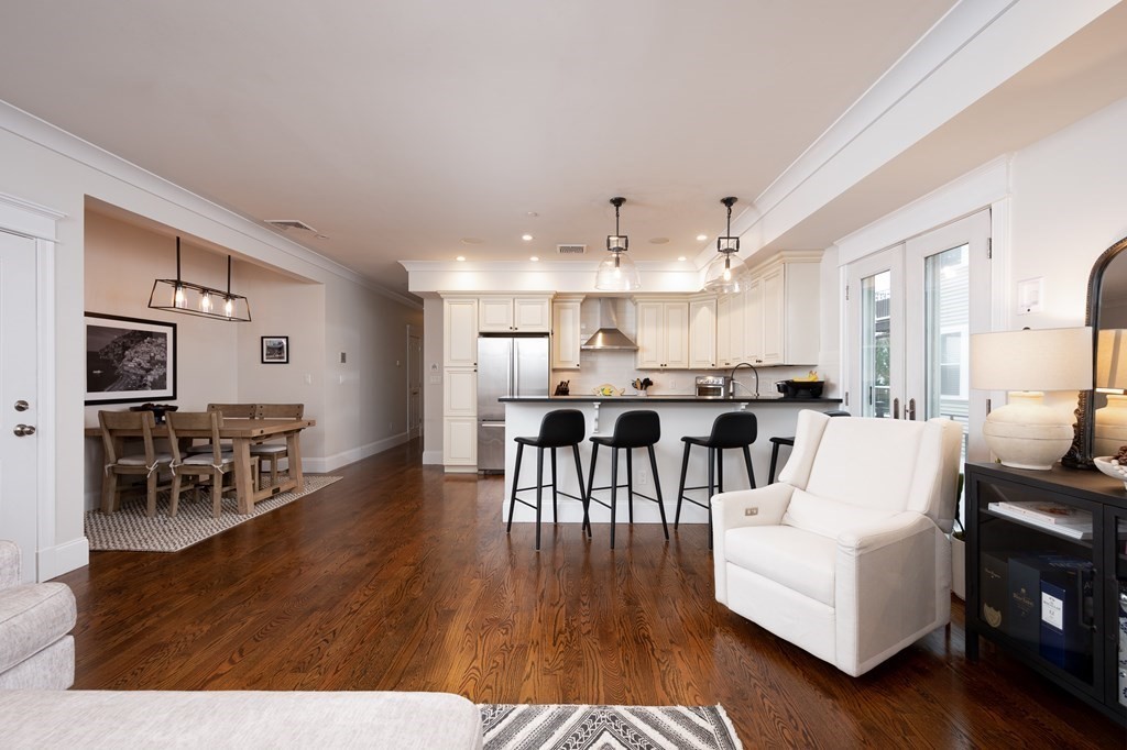 39 Coffey St # 4