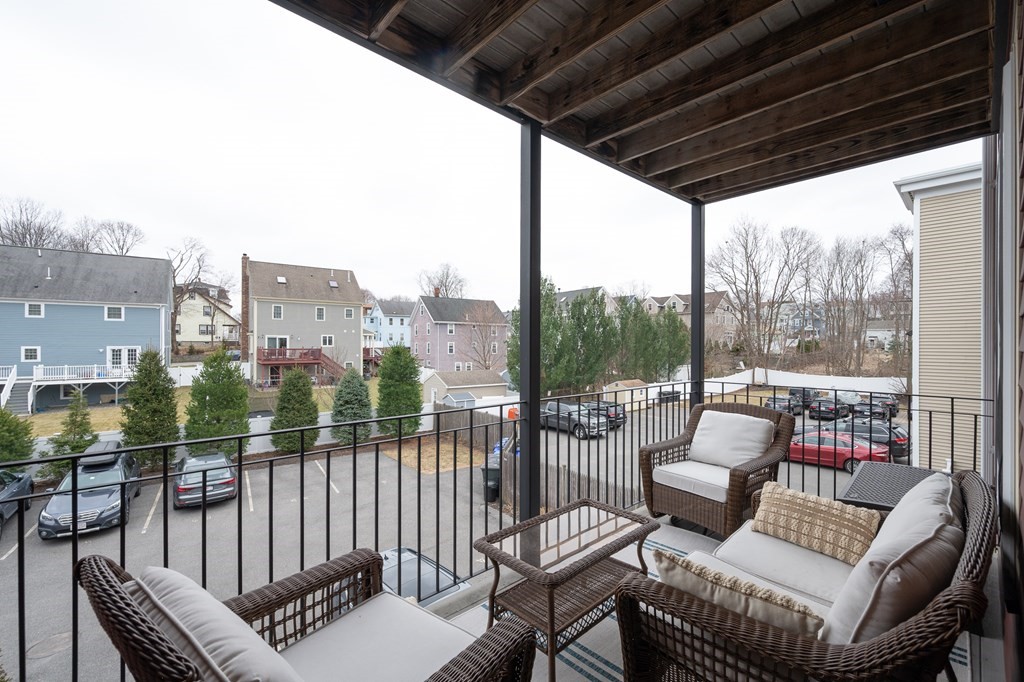 39 Coffey St # 4