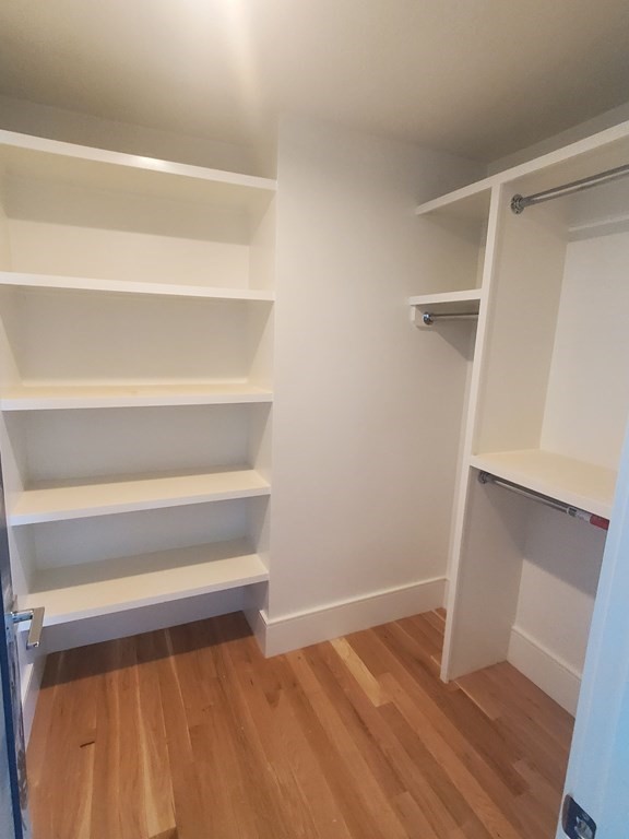 10 Hallet Street # 1