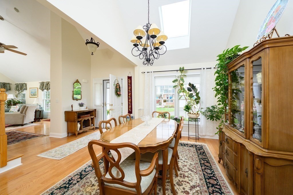 25 Hemlock Cir # 25