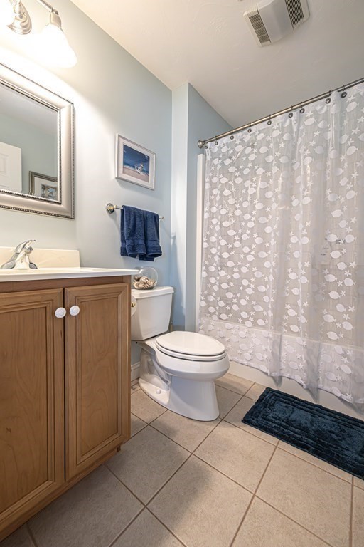 25 Hemlock Cir # 25