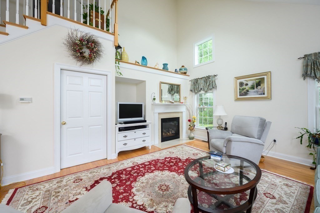 25 Hemlock Cir # 25