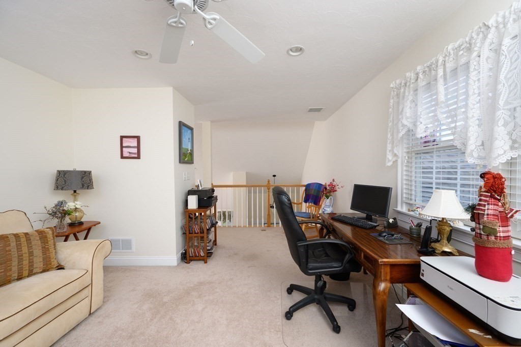 25 Hemlock Cir # 25