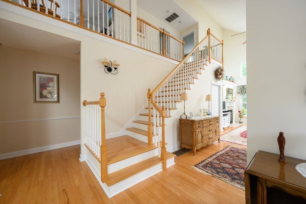 25 Hemlock Cir # 25