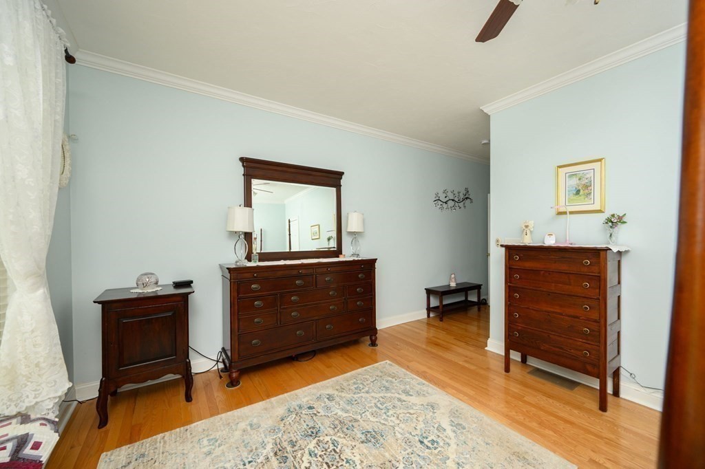 25 Hemlock Cir # 25