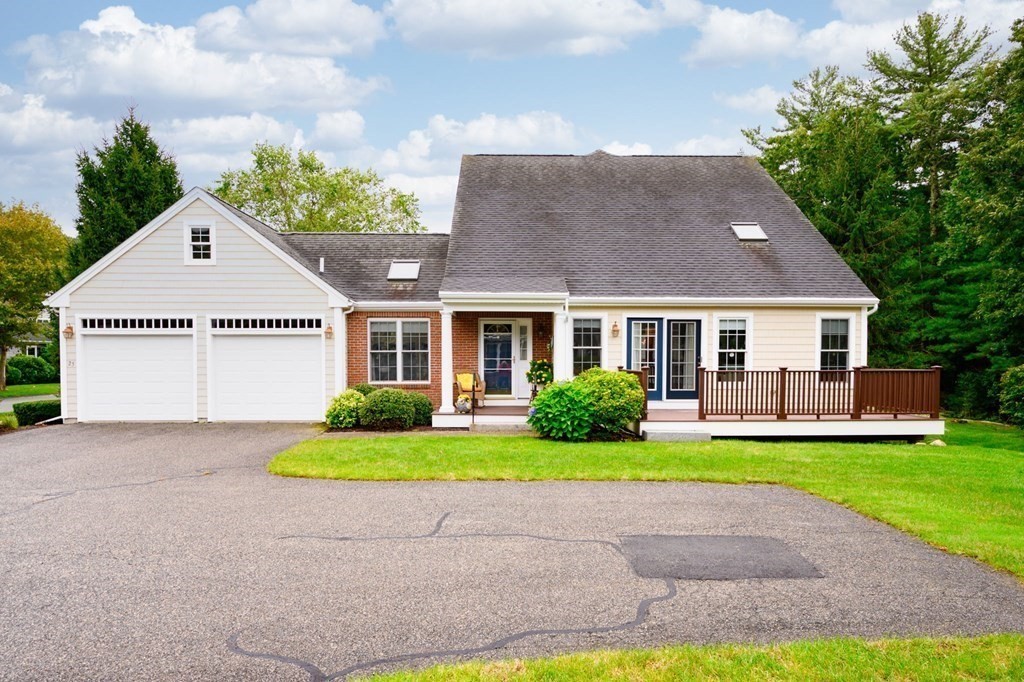 25 Hemlock Cir # 25