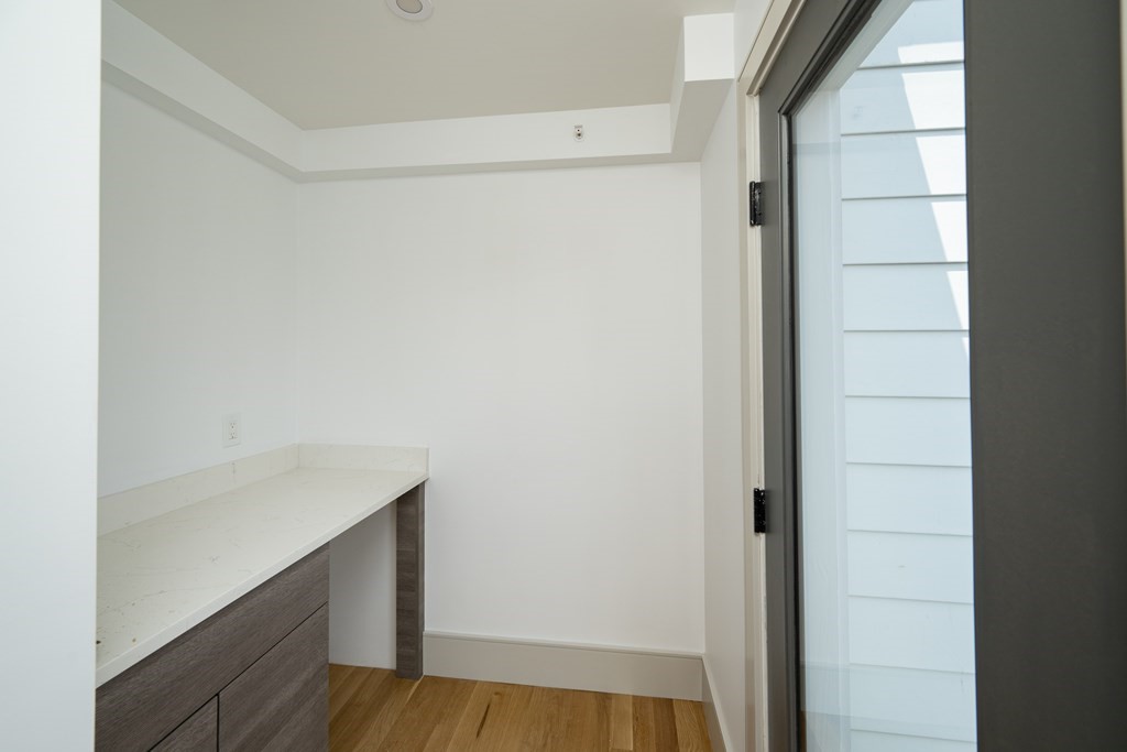 19 Clapp Street # 9