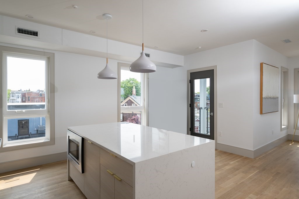 19 Clapp Street # 9
