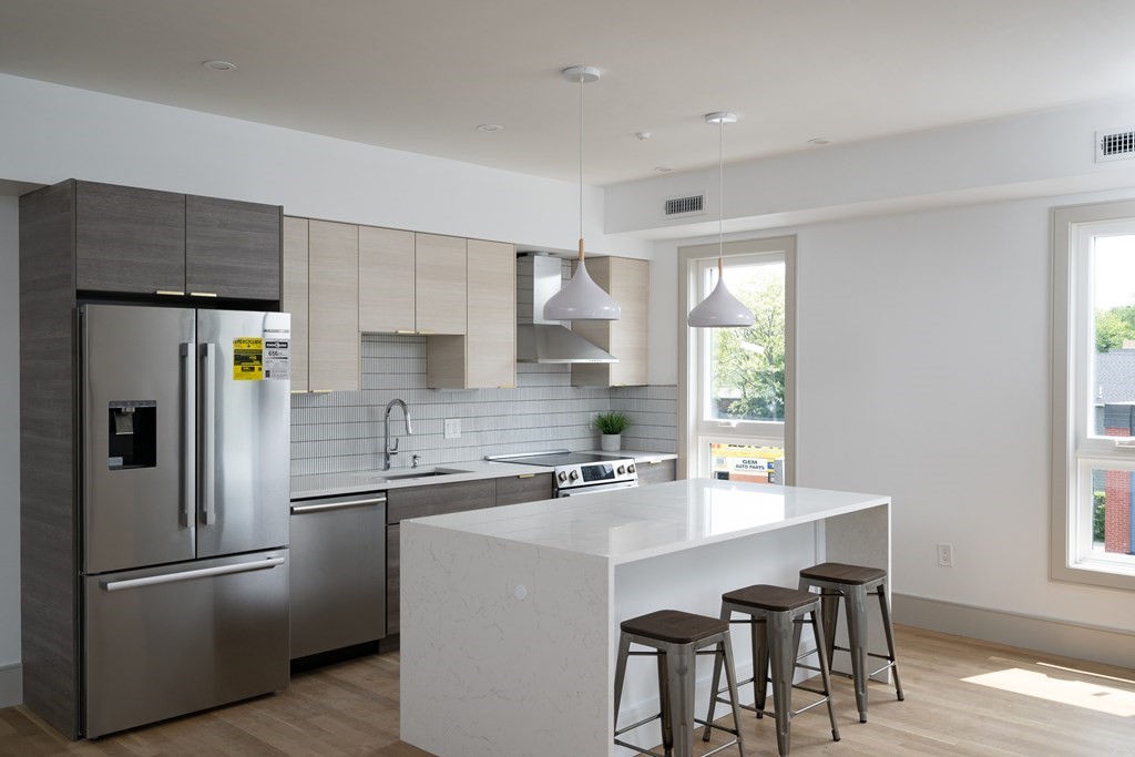 19 Clapp Street # 9