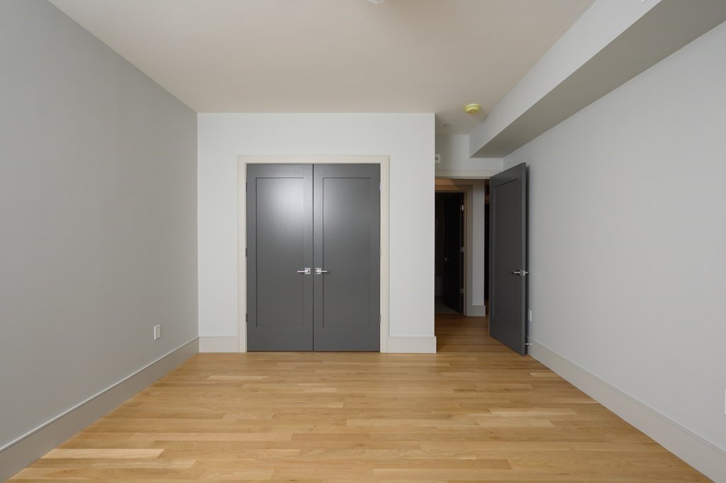 19 Clapp Street # 8
