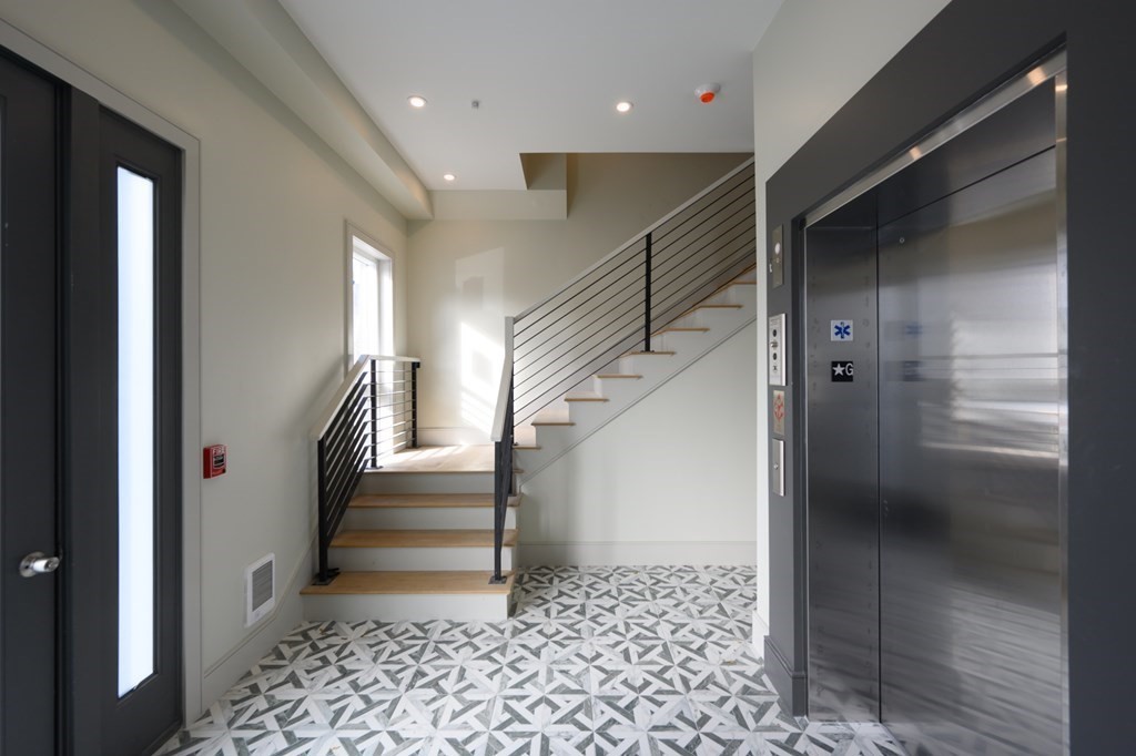 19 Clapp Street # 8