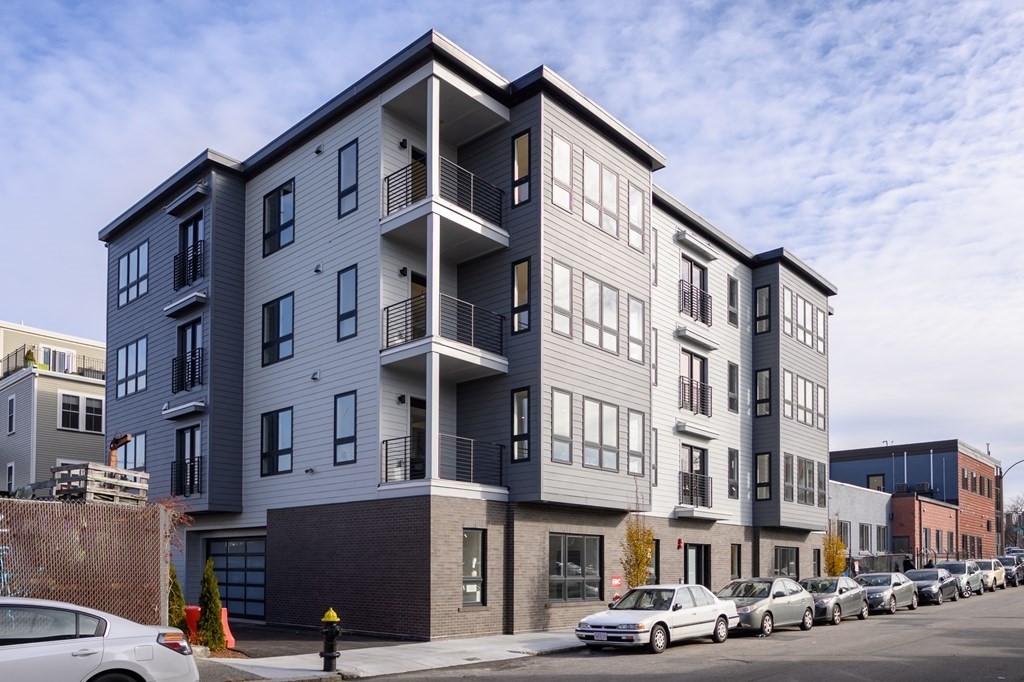 19 Clapp Street # 8