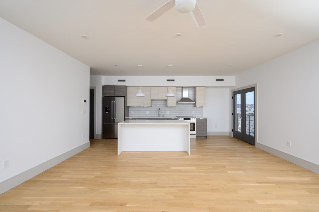19 Clapp Street # 8