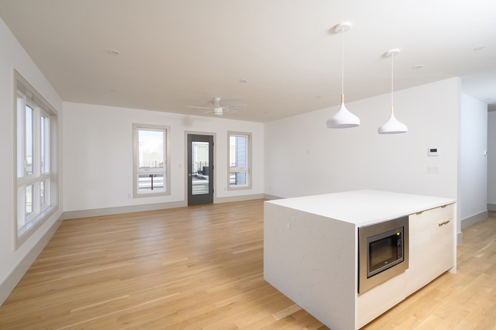 19 Clapp Street # 8