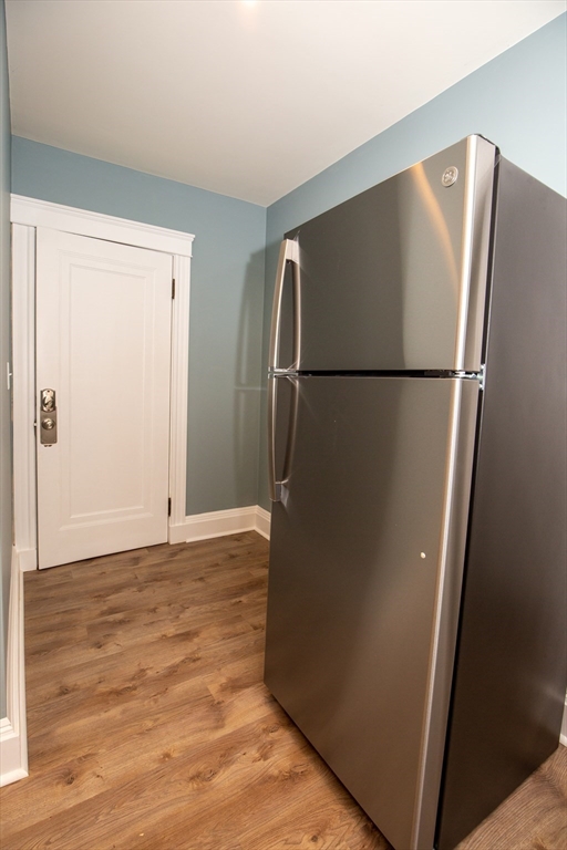 1121 Commercial Street # 2