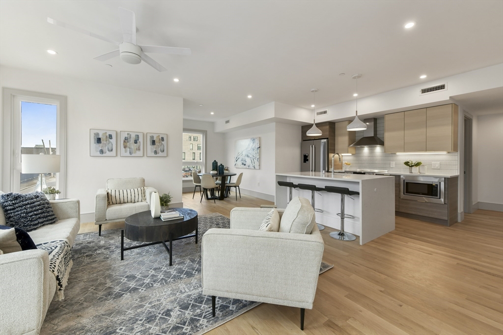 19 Clapp St. # 4