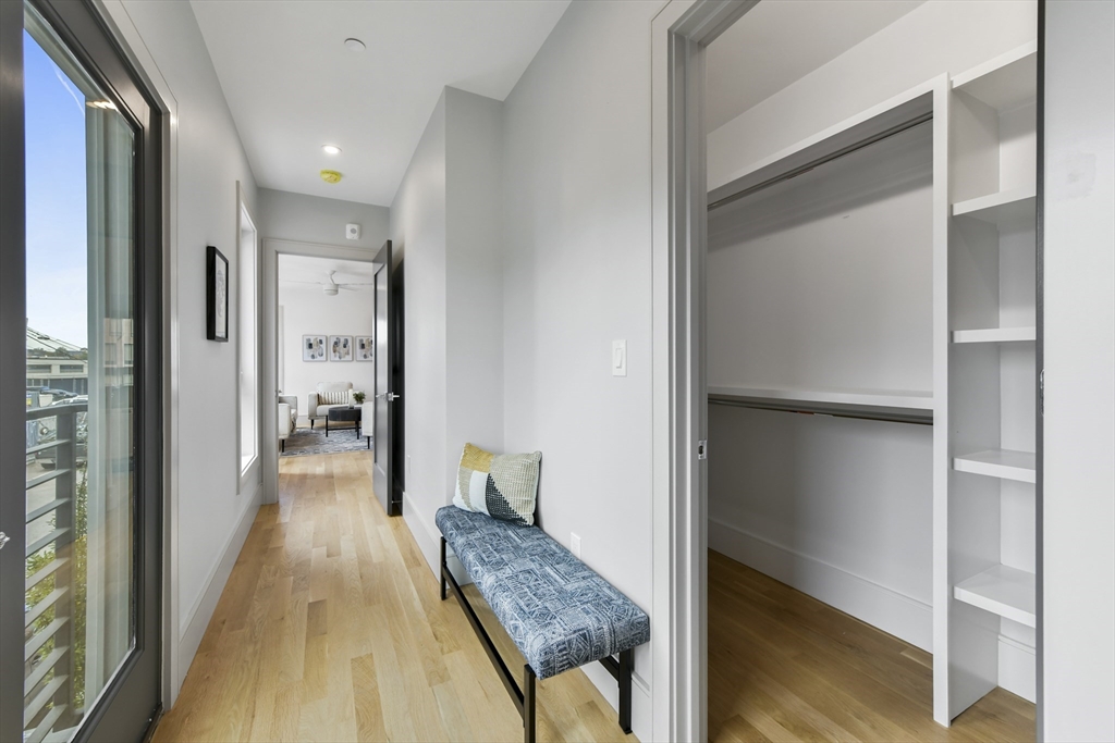 19 Clapp St. # 4