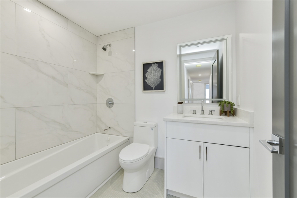 19 Clapp St. # 4