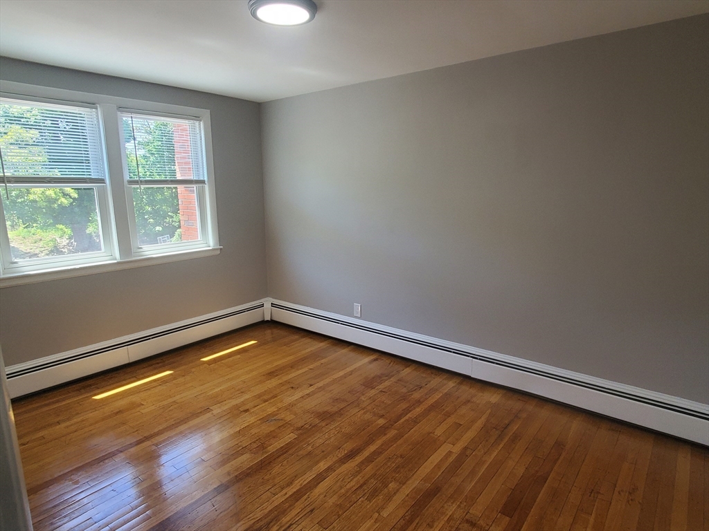 433 Sea Street # 6