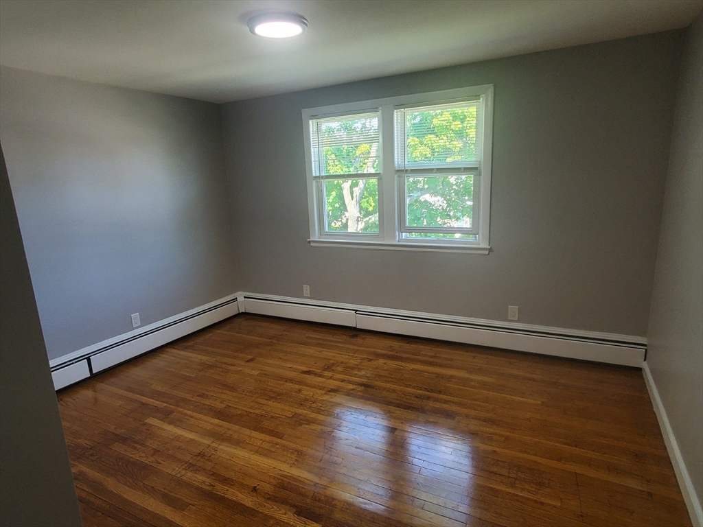 433 Sea Street # 6