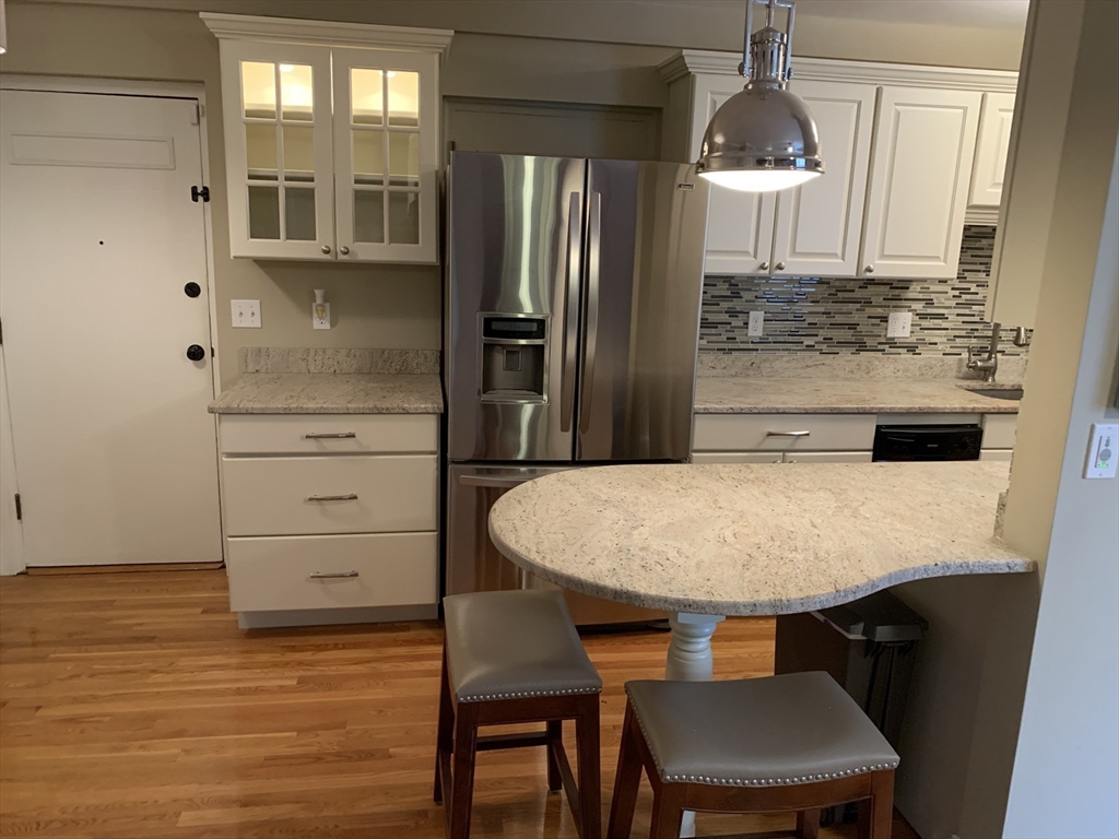 33 Lennon Court # 32