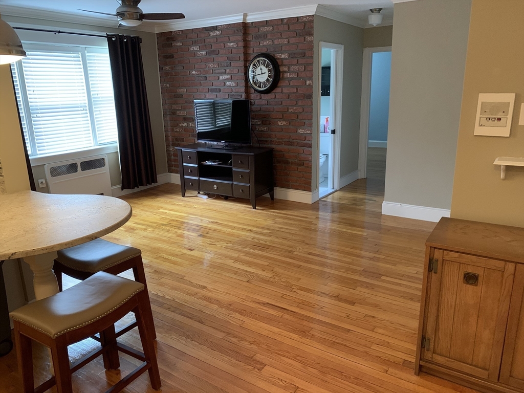 33 Lennon Court # 32