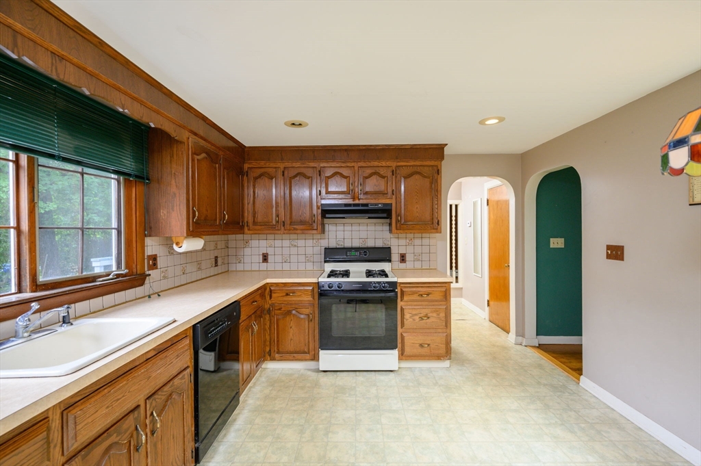 67 Pinecrest Road