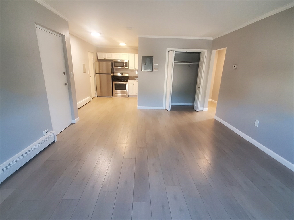 215 Pearl Street # 9