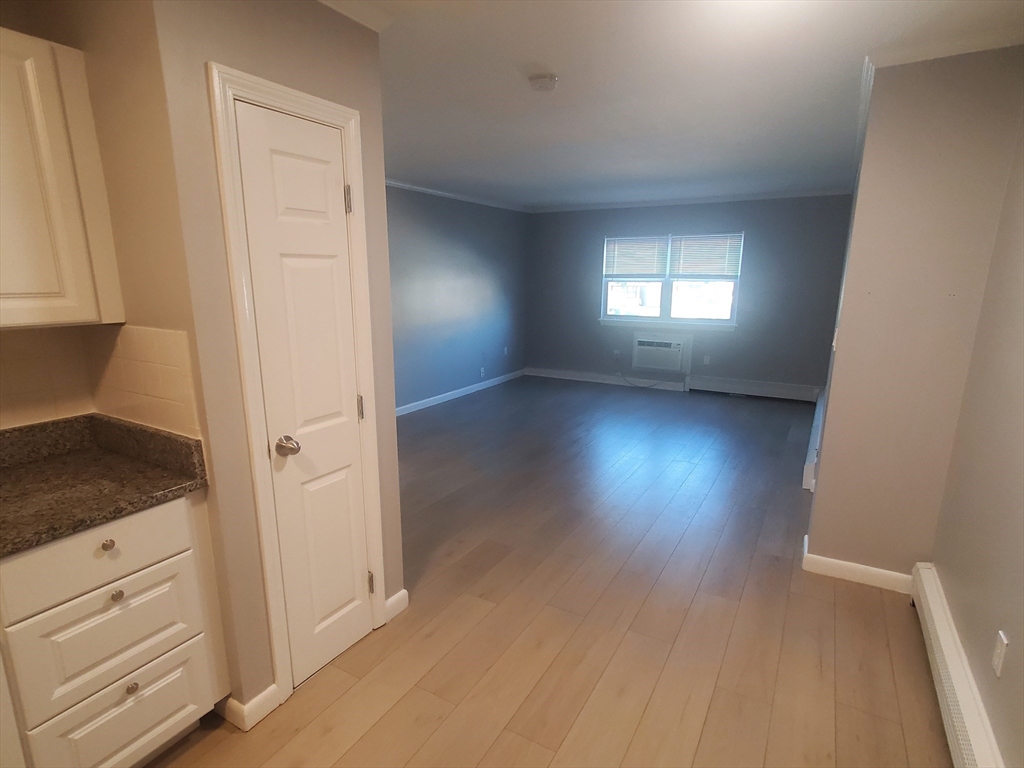 215 Pearl Street # 9
