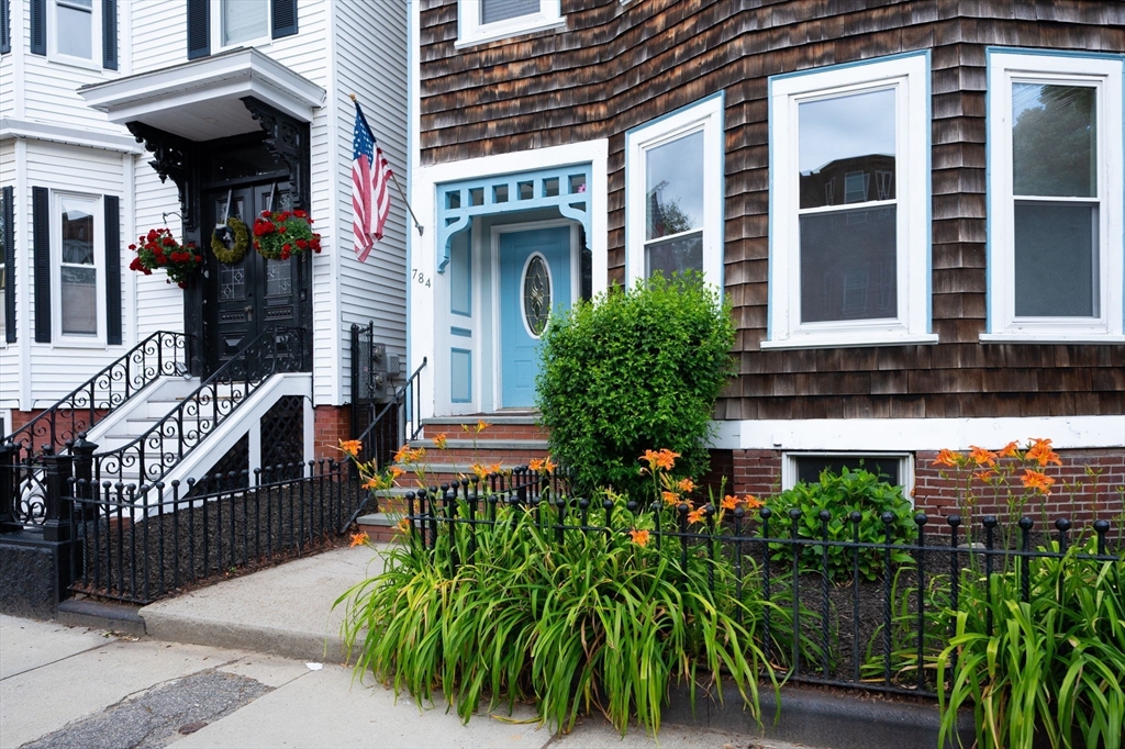 784 East 4th # 3