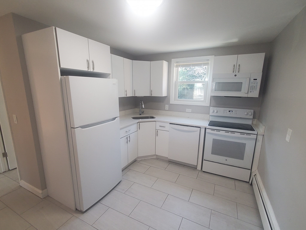433 Sea Street # 3