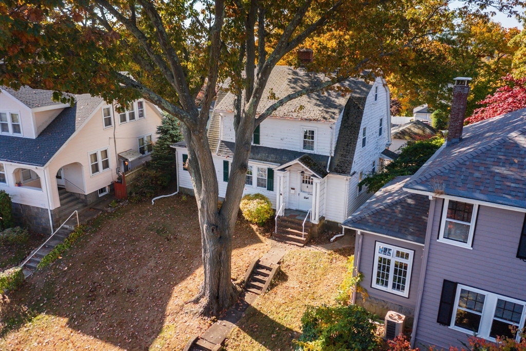 1427 Quincy Shore Dr