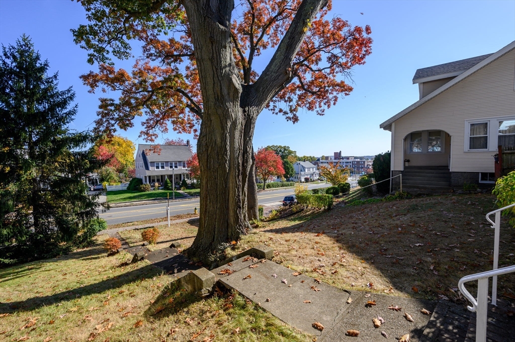 1427 Quincy Shore Dr