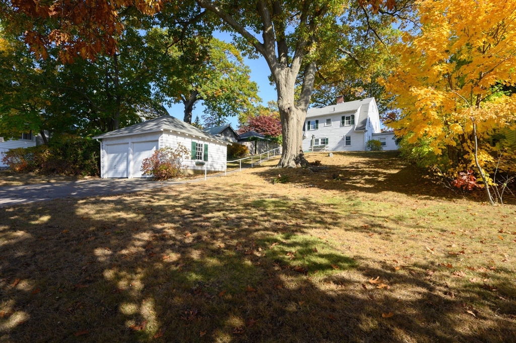 1427 Quincy Shore Dr