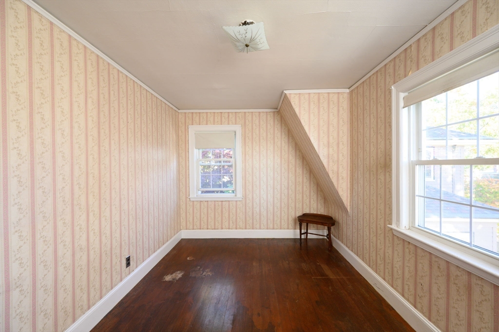 1427 Quincy Shore Dr