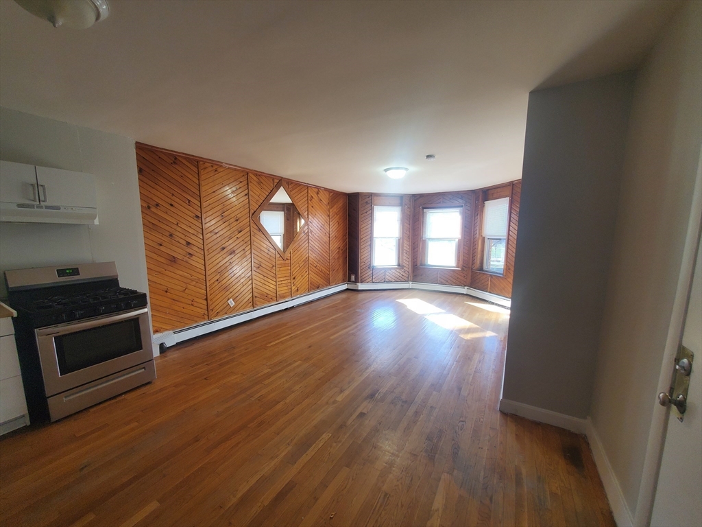 620 Dudley Street # 2