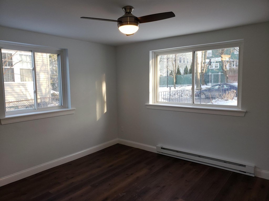 36 Nahant Ave # 4
