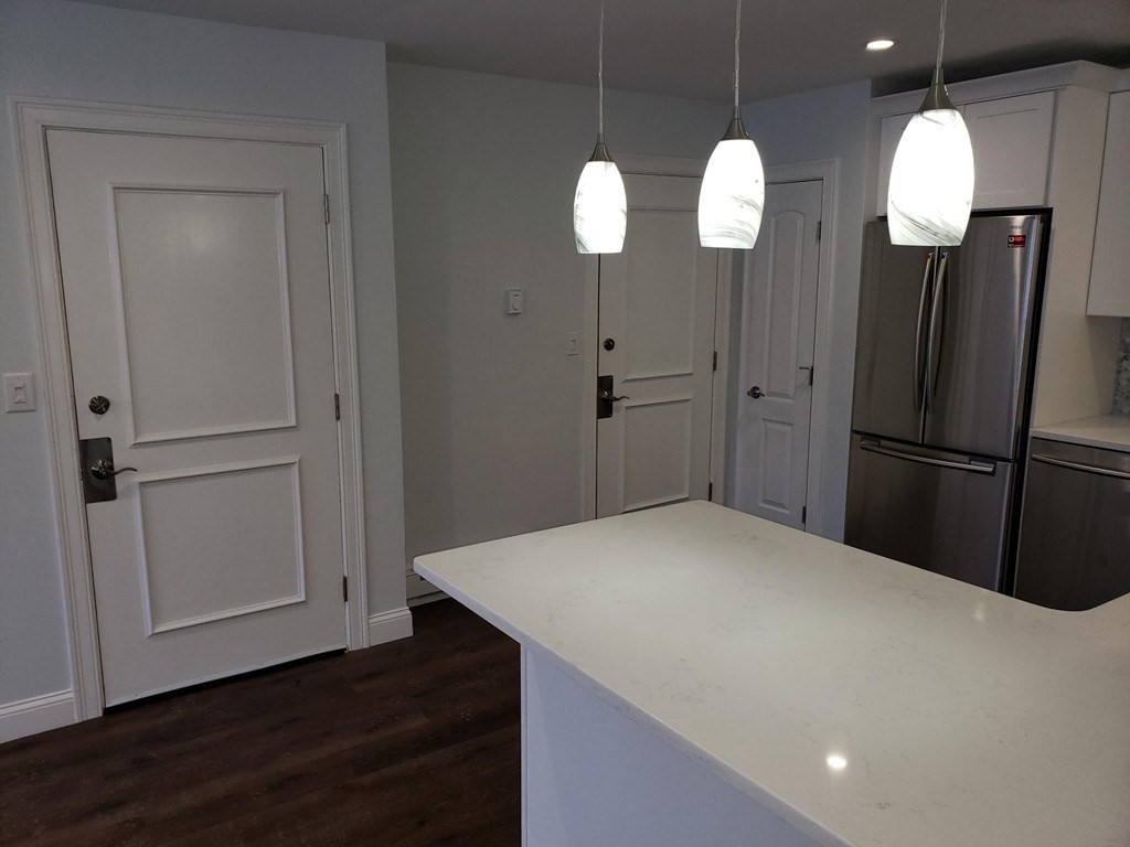 36 Nahant Ave # 4