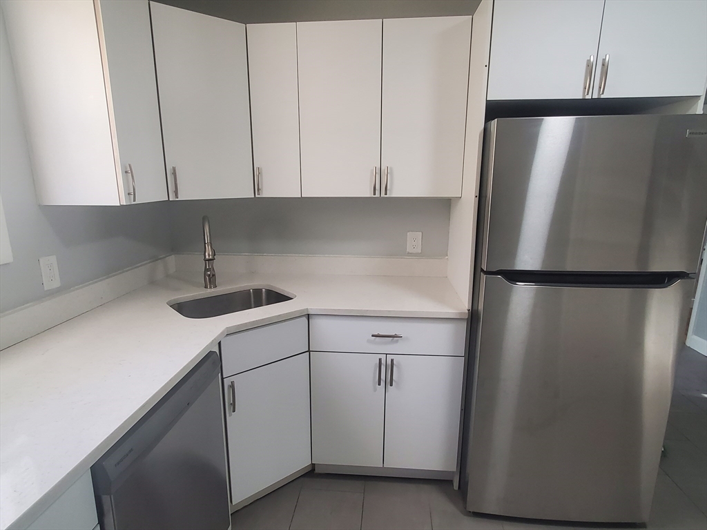 433A Sea Street # 4