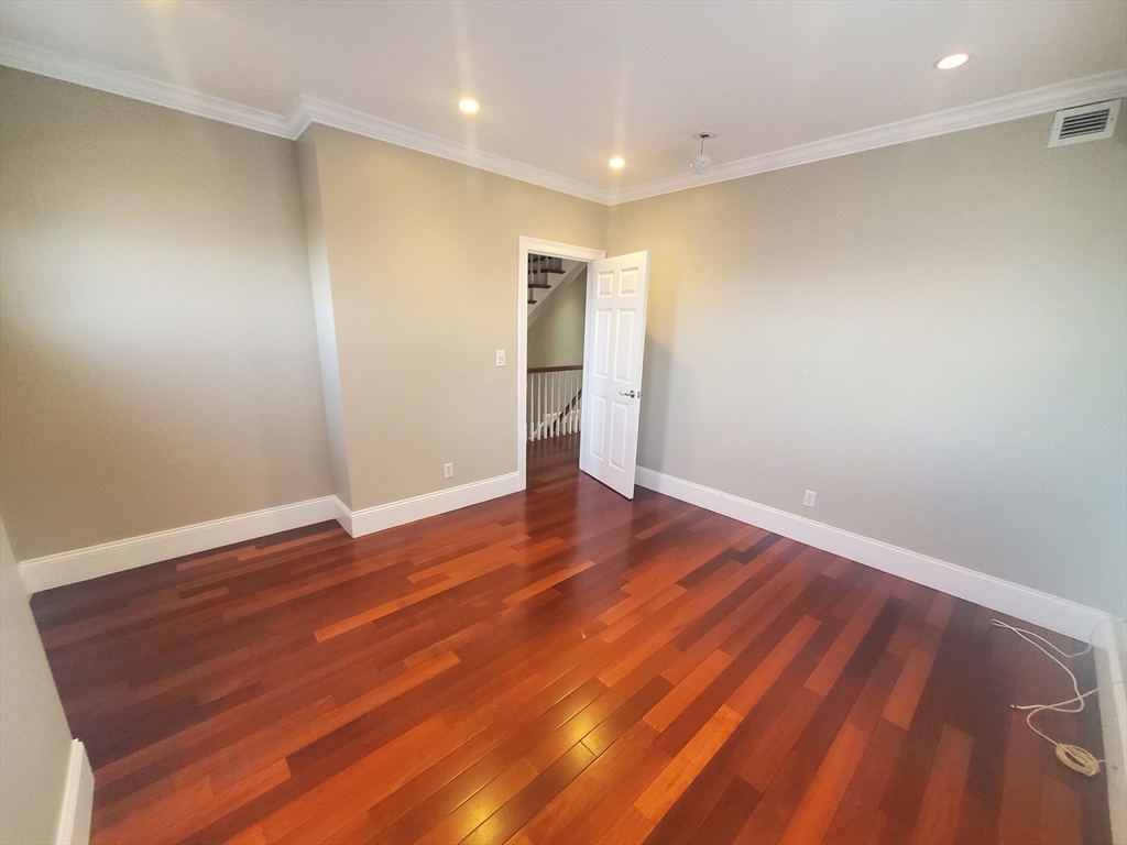 23 Ericsson Street # 23
